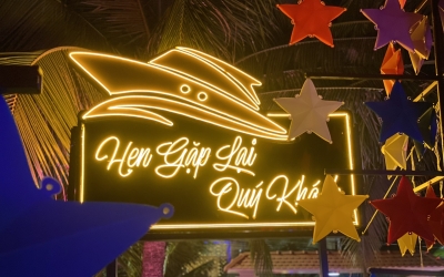 BẢNG HIỆU ĐÈN LED LÀ GÌ VÀ 1 SỐ MẪU THIẾT KẾ ĐỘC ĐÁO 