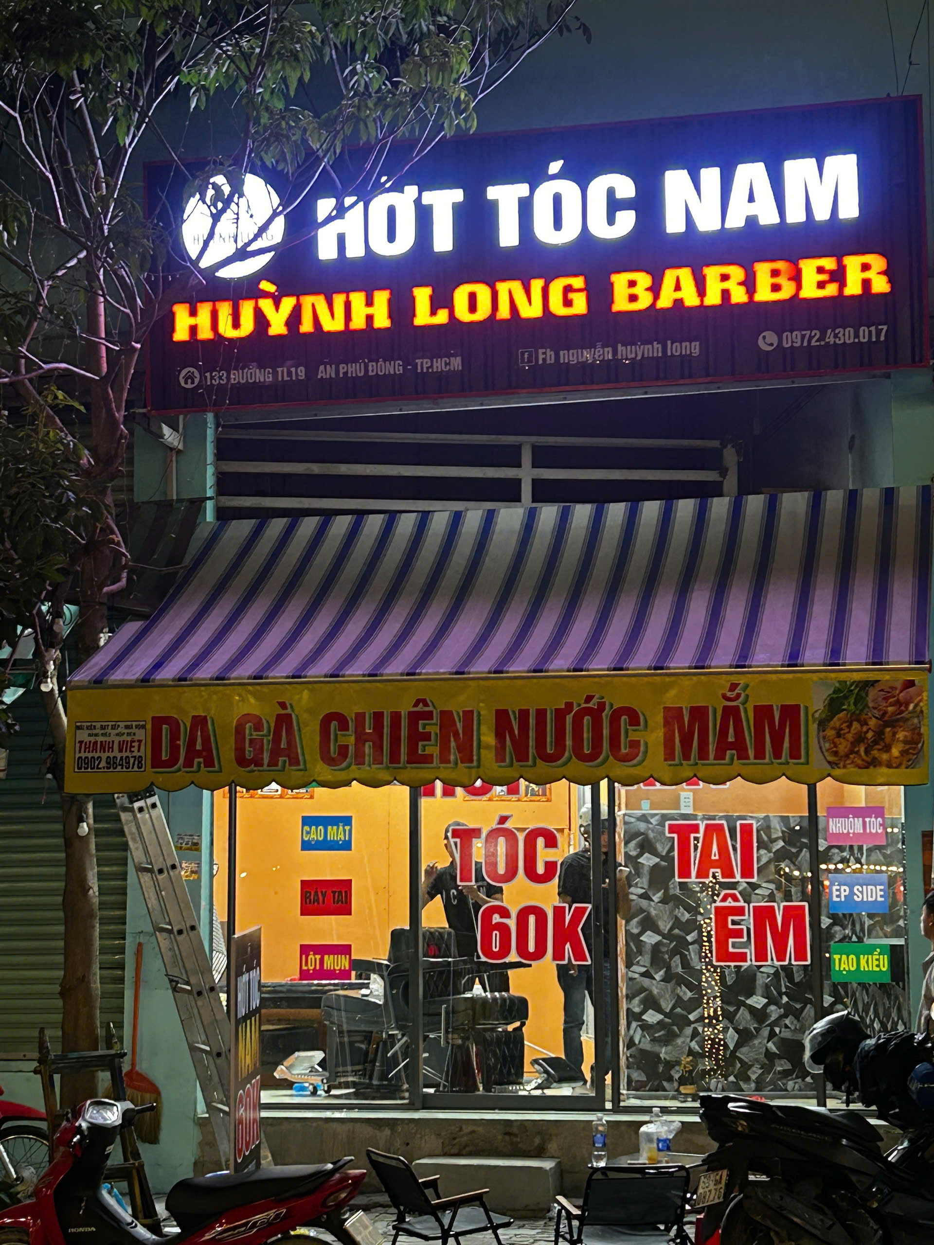 Mẫu bảng hiệu mica quảng cáo tại TPHCM