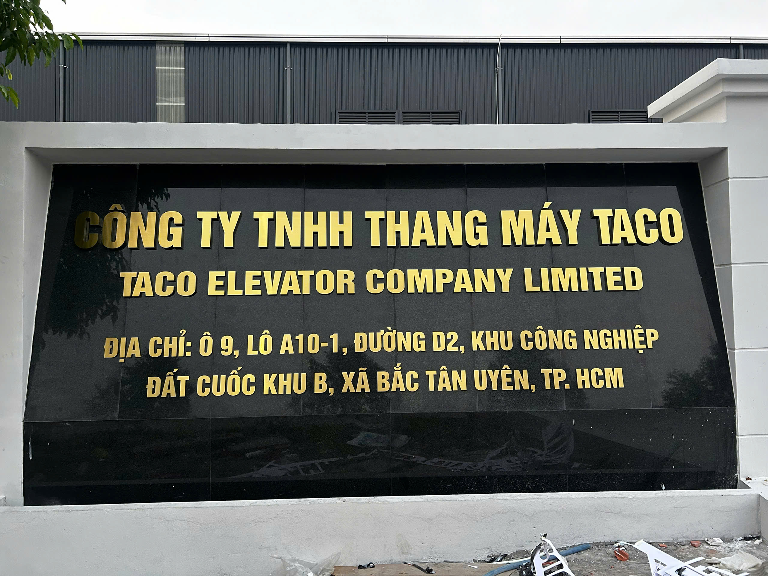 Mẫu bảng hiệu Alu chữ nổi do Nguyên Khang thi công