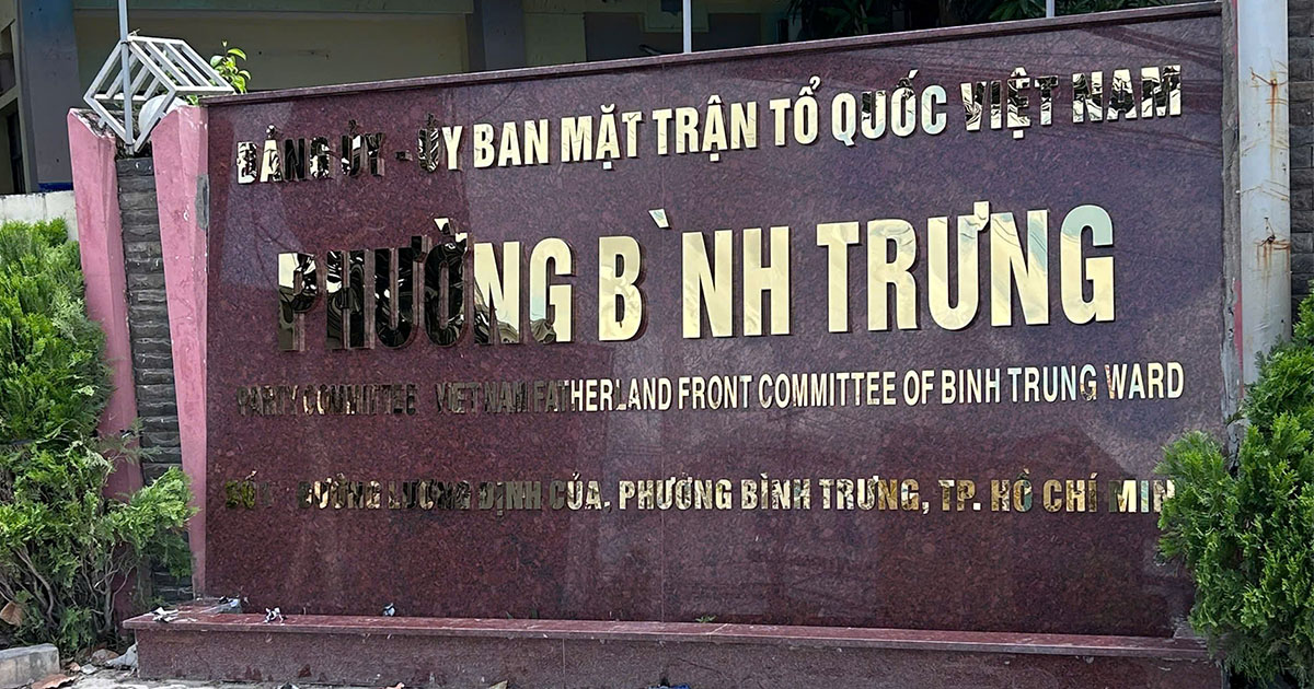 Mẫu bảng hiệu inox cao cấp tại TPHCM