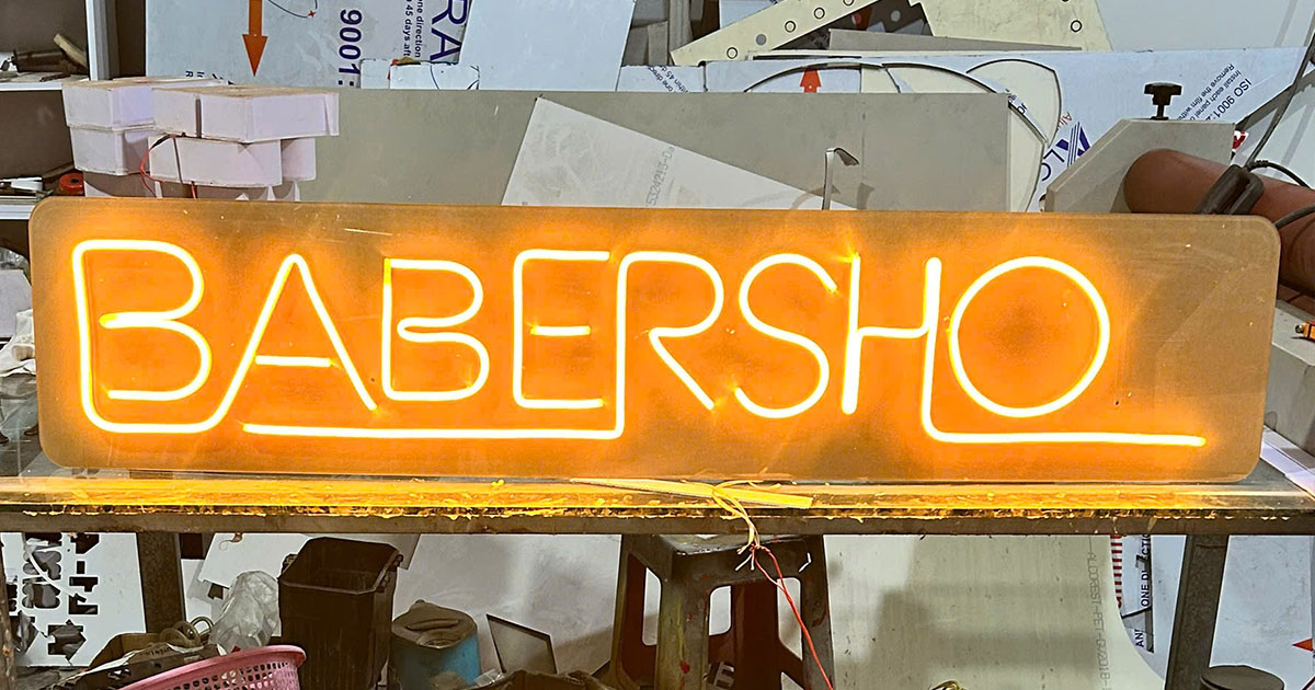 Mẫu chữ và bảng hiệu đèn neon quảng cáo